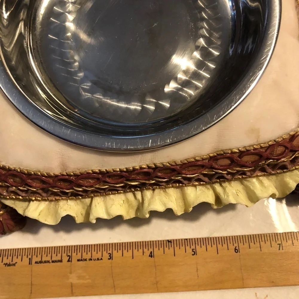 013 Pampered pet elaborate dog food bowl